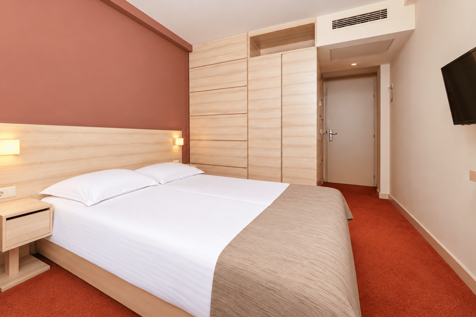 Hotel Materada Classic Room with Balcony Park Side 5