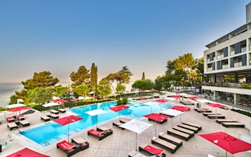 hotel-parentium-plava-laguna-outdoor-swimming-pool-2