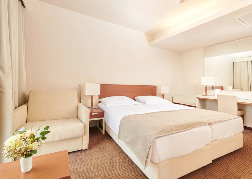 hotel albatros economy room