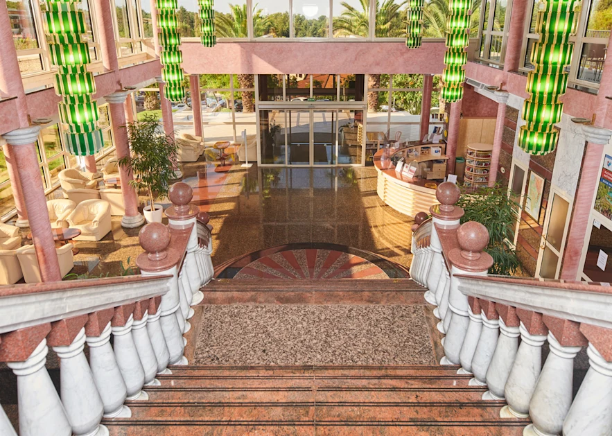 hotel-istra-plava-laguna-reception-lobby-1
