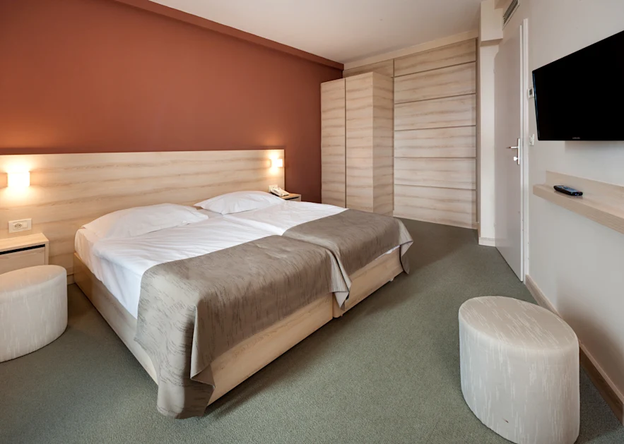 hotel-materada-plava-laguna-premium-room-with-balcony-sea-view-family-3