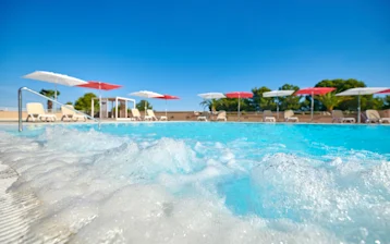 hotel-molindrio-plava-laguna-swimming-pool