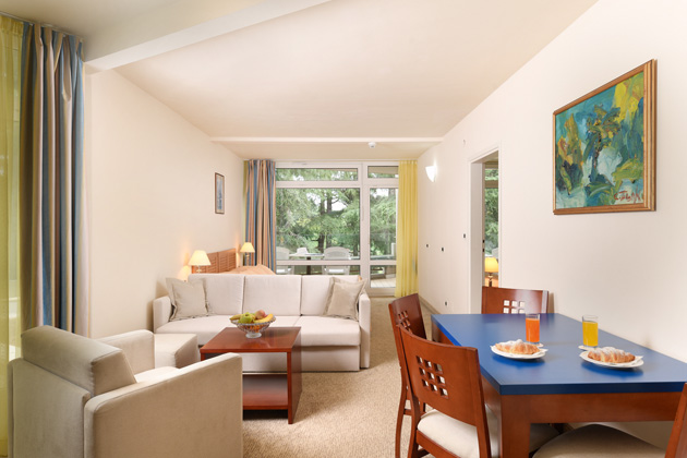 Hotel Mediteran Classic Room with Balcony Park Side Family 6