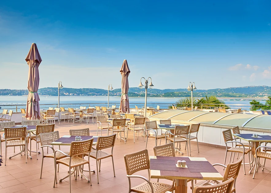 apartments-kanegra-restaurant-kanegra-sunset