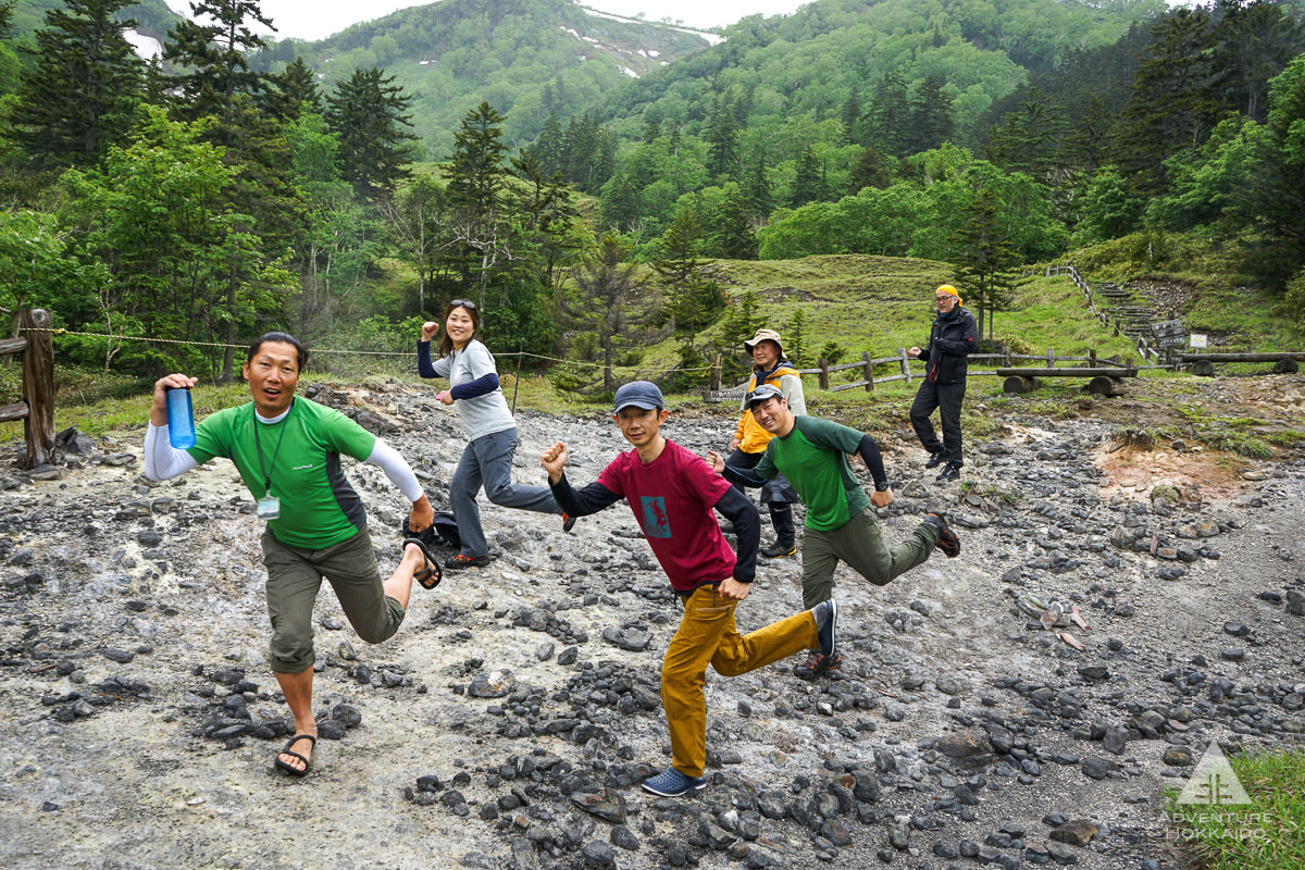 Best way to get around Hokkaido blog author Kazu and friends in Daisetsuzan