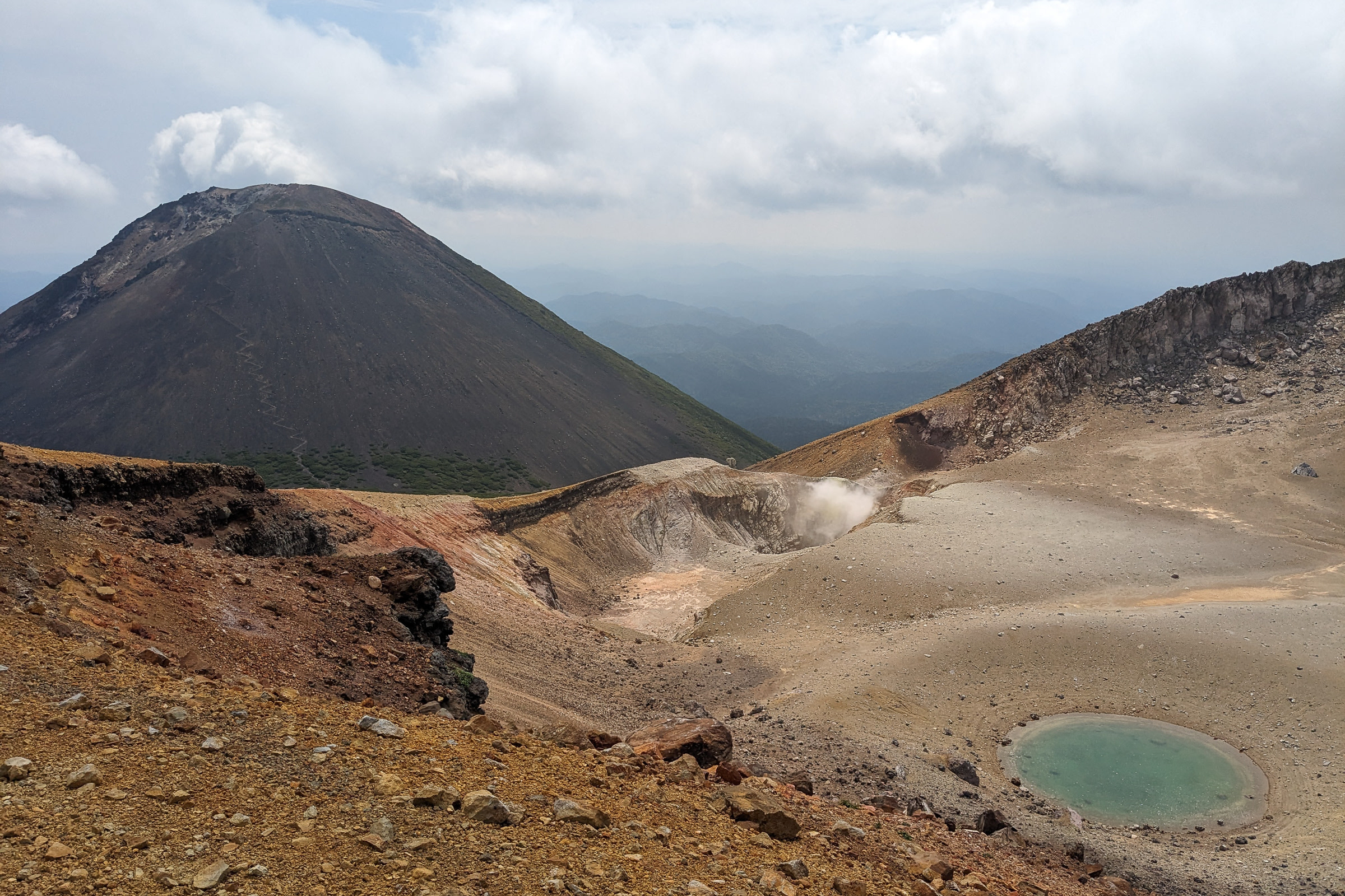Mt. Meakan crater lake & Mt. Akan-fuji.