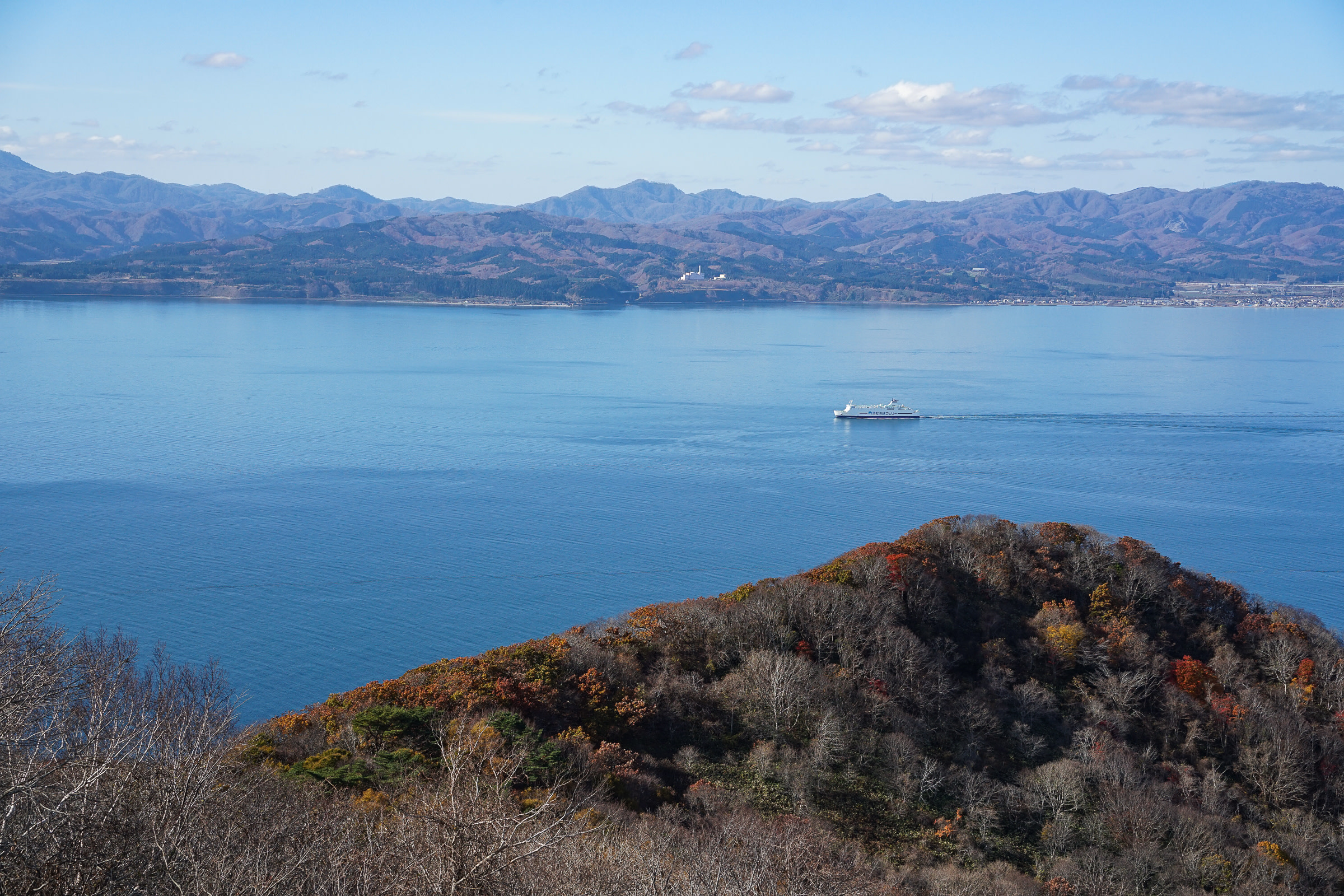 A ship leaves Hakodate and heads out to sea.
