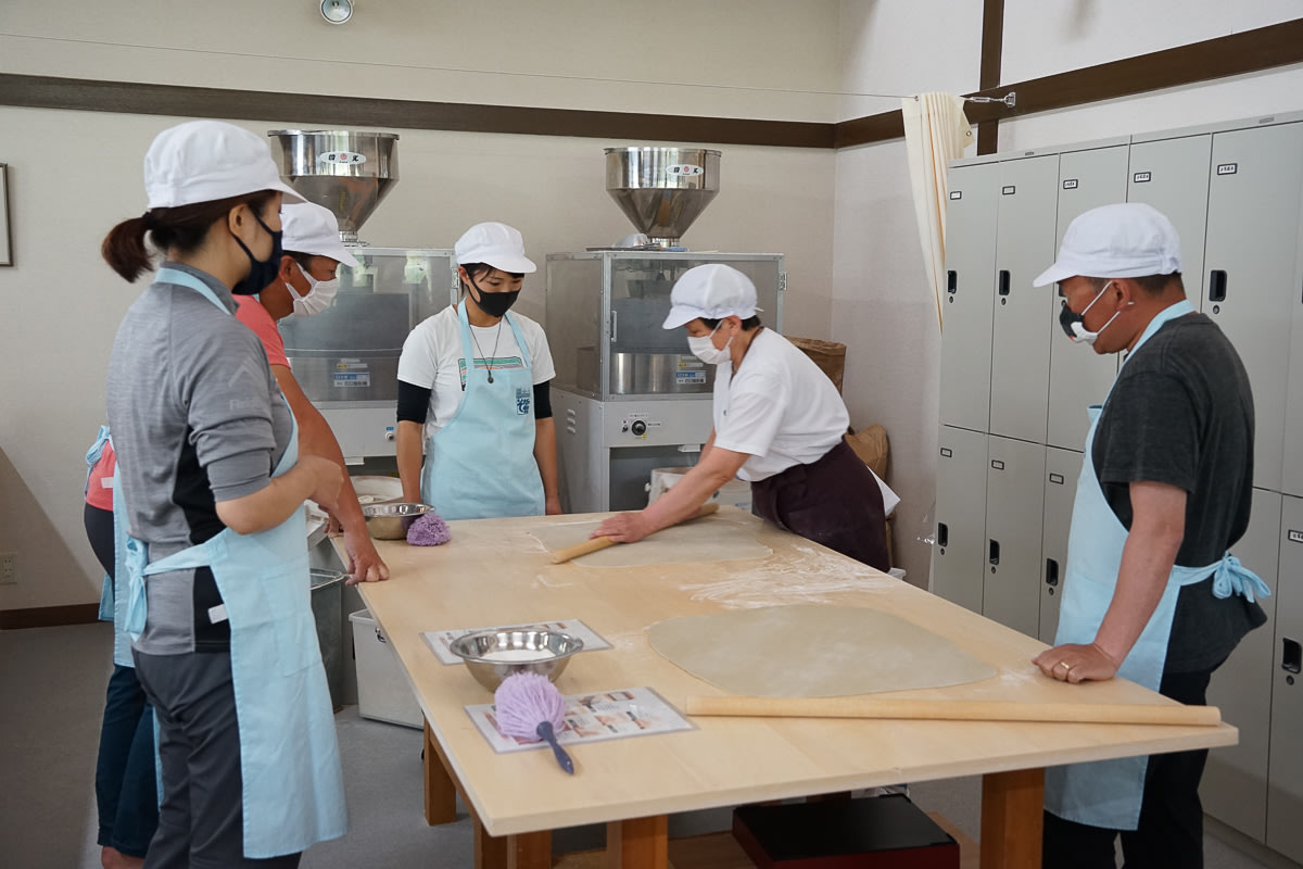 Making soba at Shintoku Soba in Hokkaido