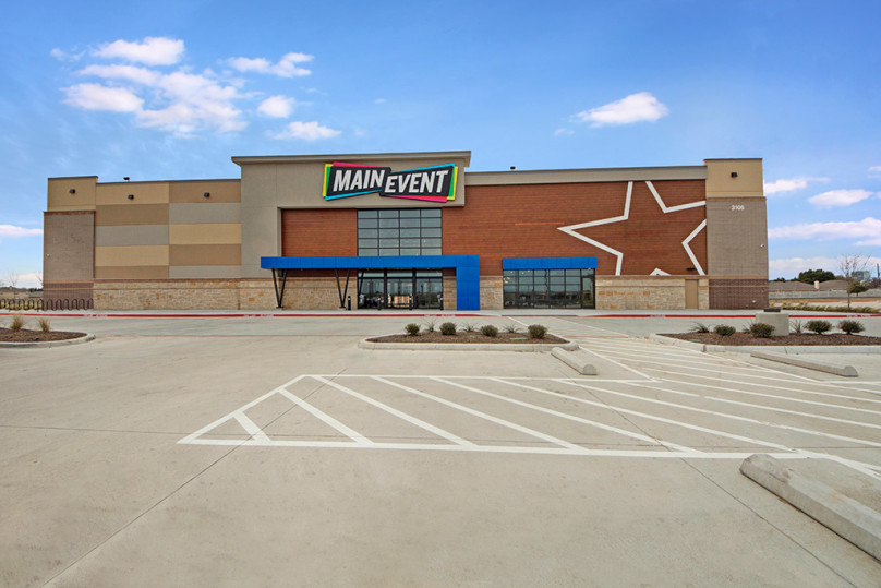 New stateoftheart center opens in Grand Prairie, Texas Main Event
