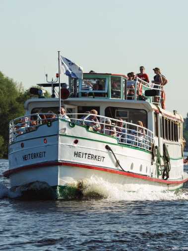 The ship Heiterkeit on a boat tour through Berlin