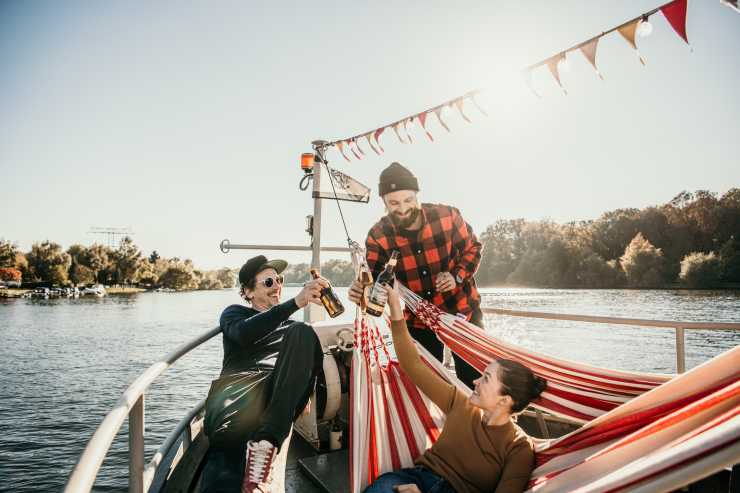 Last minute boat tour on party boat Liese