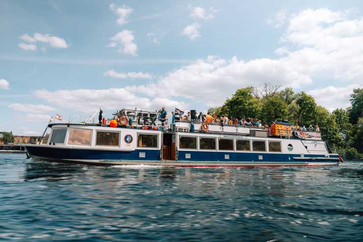 party ship for up to 120 guests