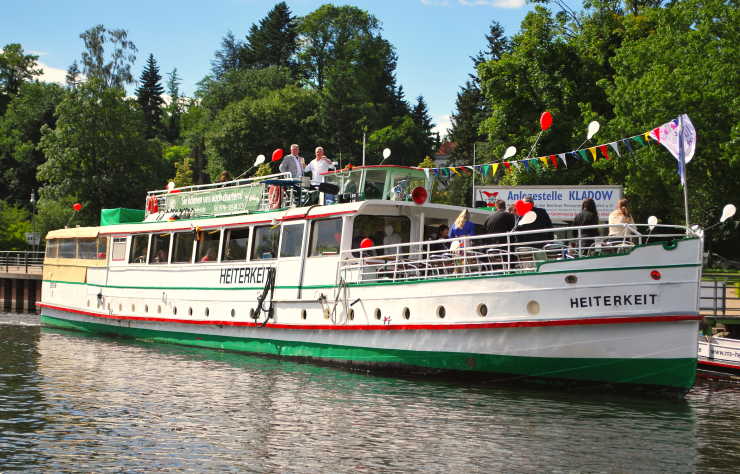 Event location for weddings and celebrations on the historic ship MS Heiterkeit
