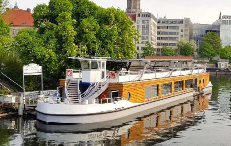 Seminar ship at the pier on the Fischerinsel in Berlin