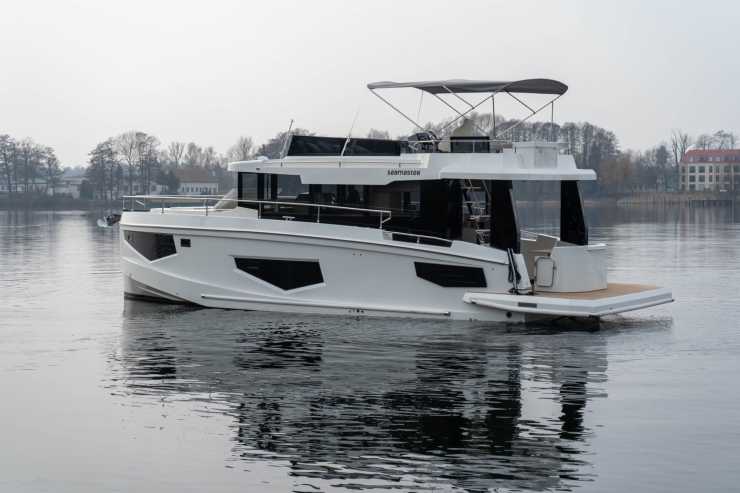 Luxus Hausboot von Cobra Yachts