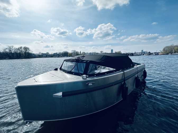 Sportboot Tender 15 hp