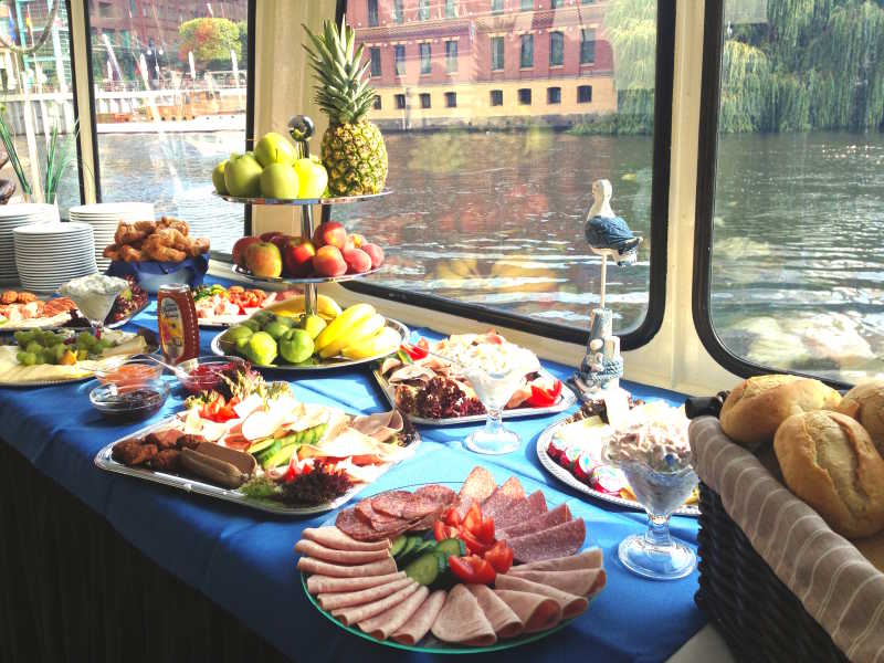 Catering with a view of the water on the La Belle ship
