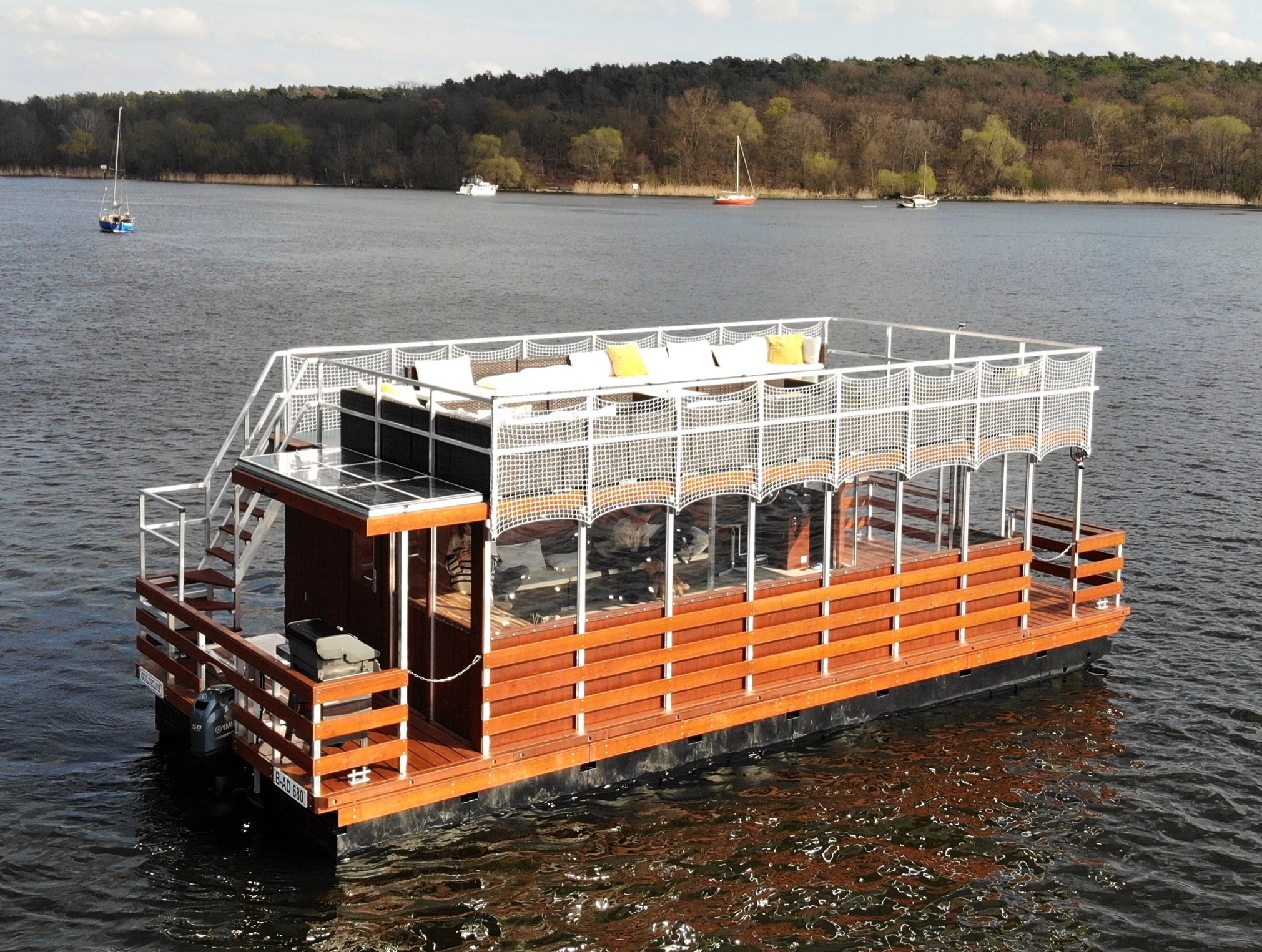 Top 10 Party Boats in Berlin | Boat Rental