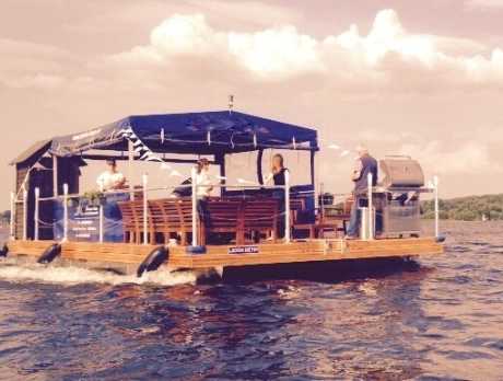 Rent a party raft with grill for 30 people in Berlin