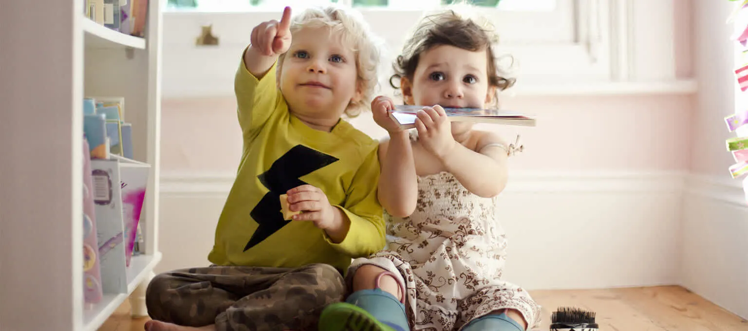 trabajando desde casa mientrascuidas atu bebe o atu hijopequeno que empieza a caminar-Article Content Image2 Pampers