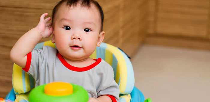 trabajando desde casa mientrascuidas atu bebe o atu hijopequeno que empieza a caminar-Article Content Image Pampers