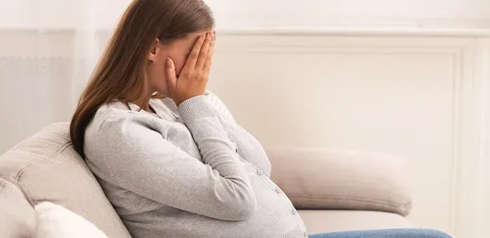 Mujer con cambios de humor en el embarazo