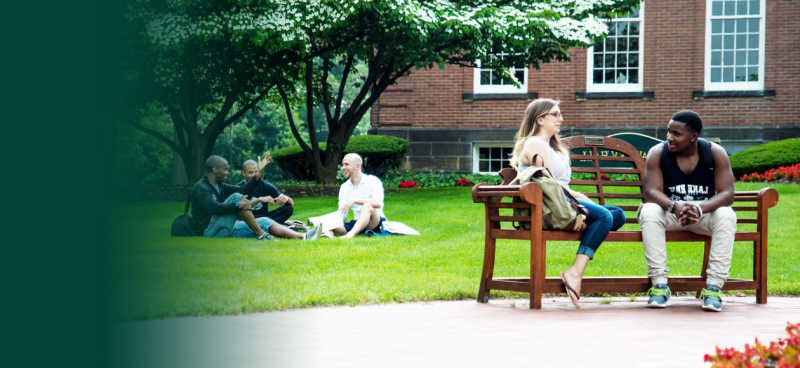  A photo of students on Lake Erie College campus in Painesville, Ohio. Transfer students can apply today! 