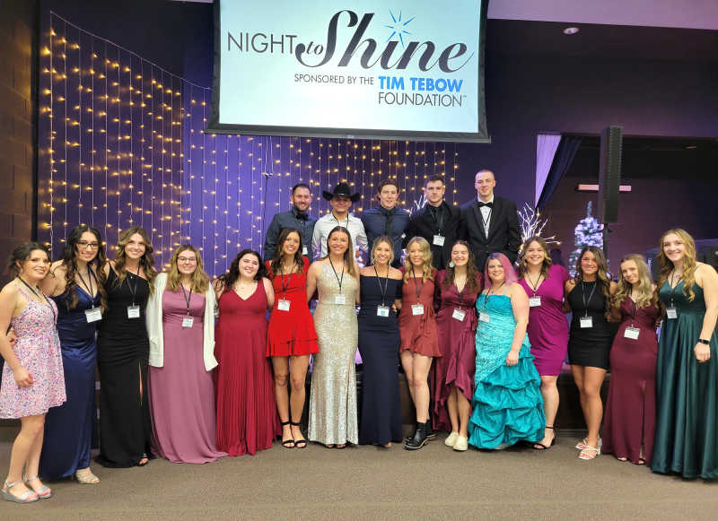 Lake Erie College students volunteering for A Night to Shine 2023.