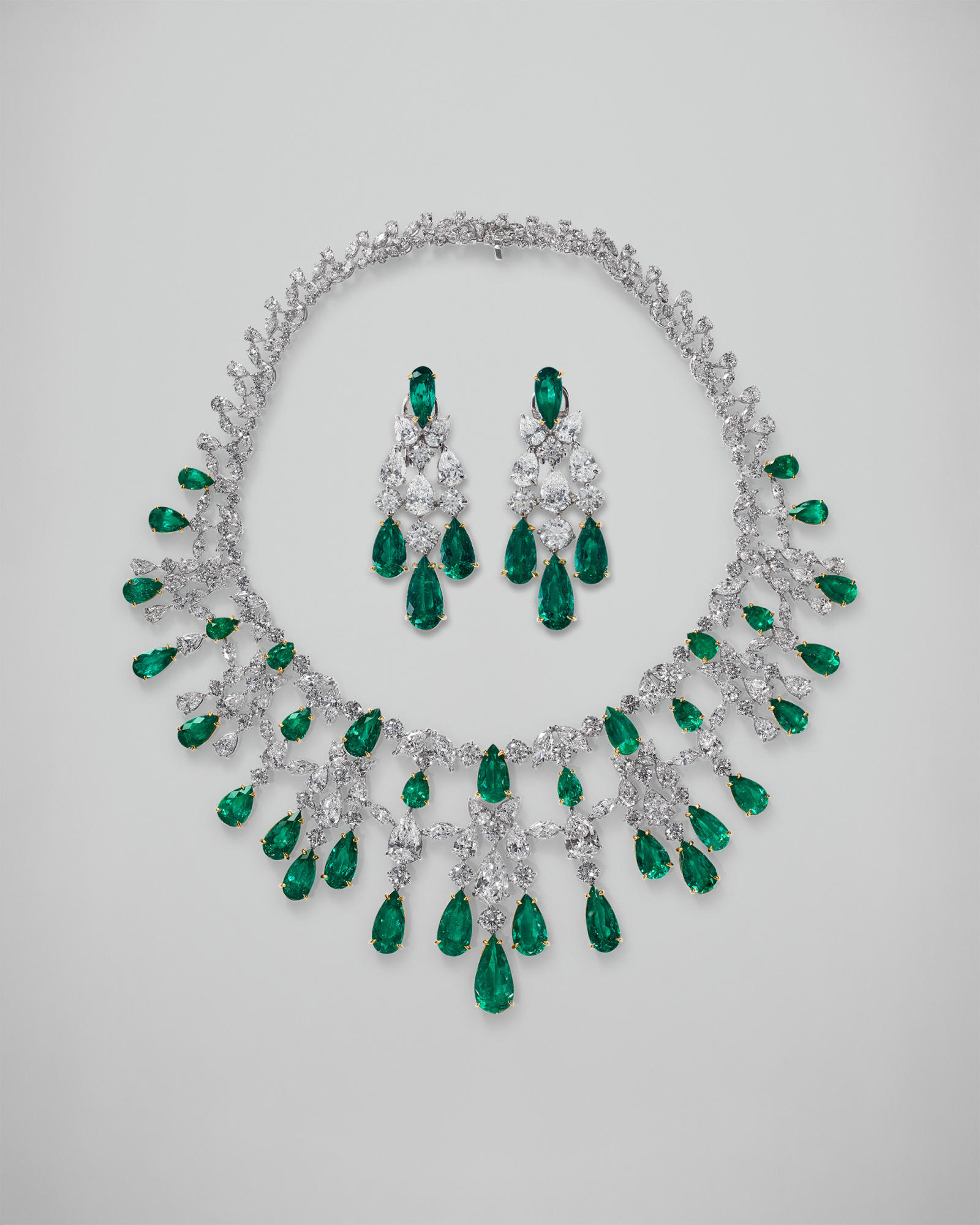 NECKLACE EARRINGS SET EMERALD V1 STACKED-optimized