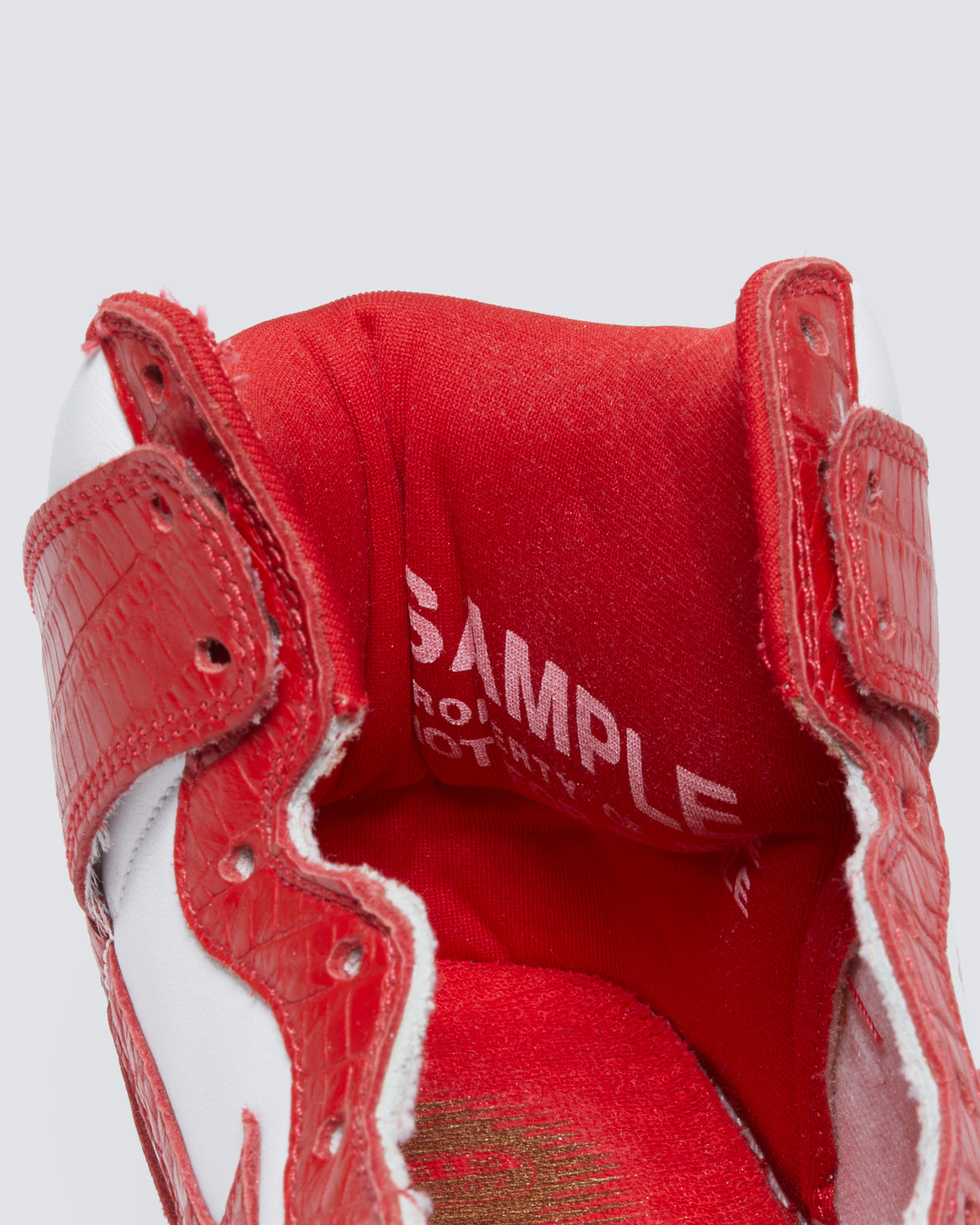 sample int red