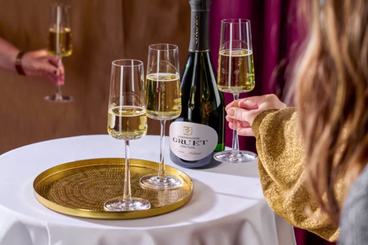 Sfeerbeeld van feestelijke wijn