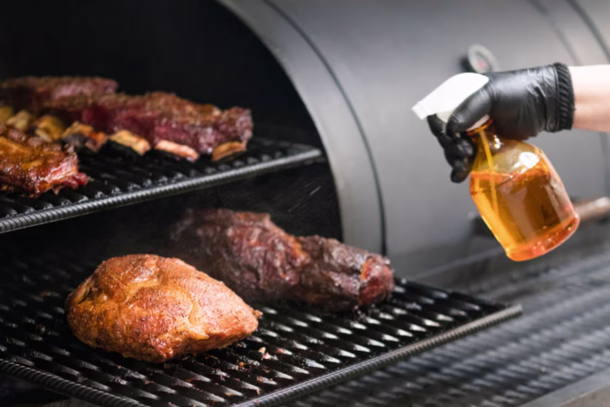Sfeerbeeld van BBQ spraying