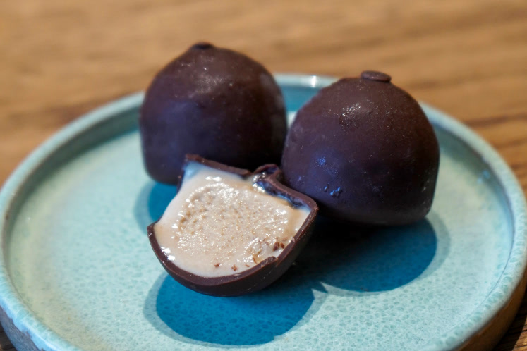 Sfeerbeeld Patisserie en desserts ijsbonbon