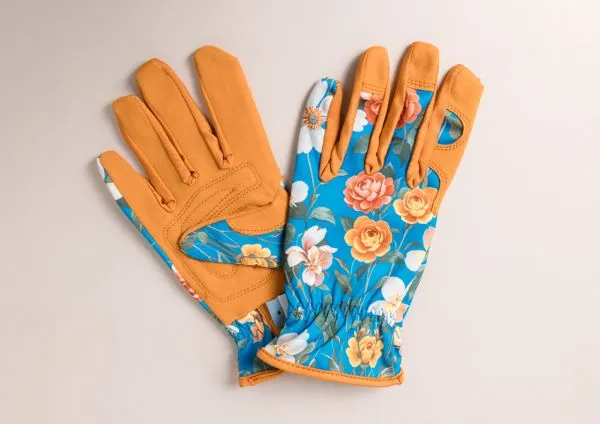 Garden Gloves in Blue Rose