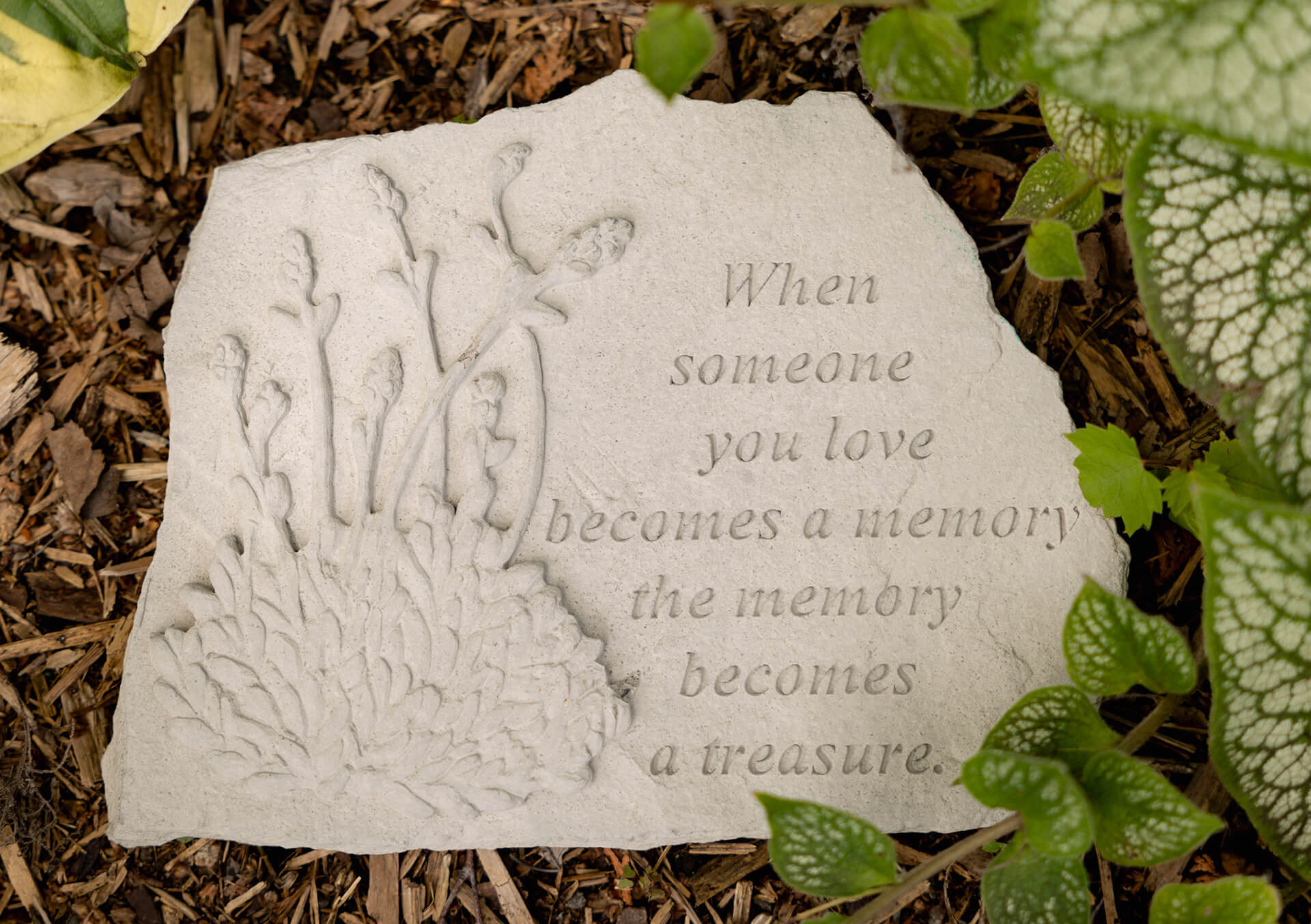 Outdoor Garden Accents, Decor & Statues | Bachman's MN