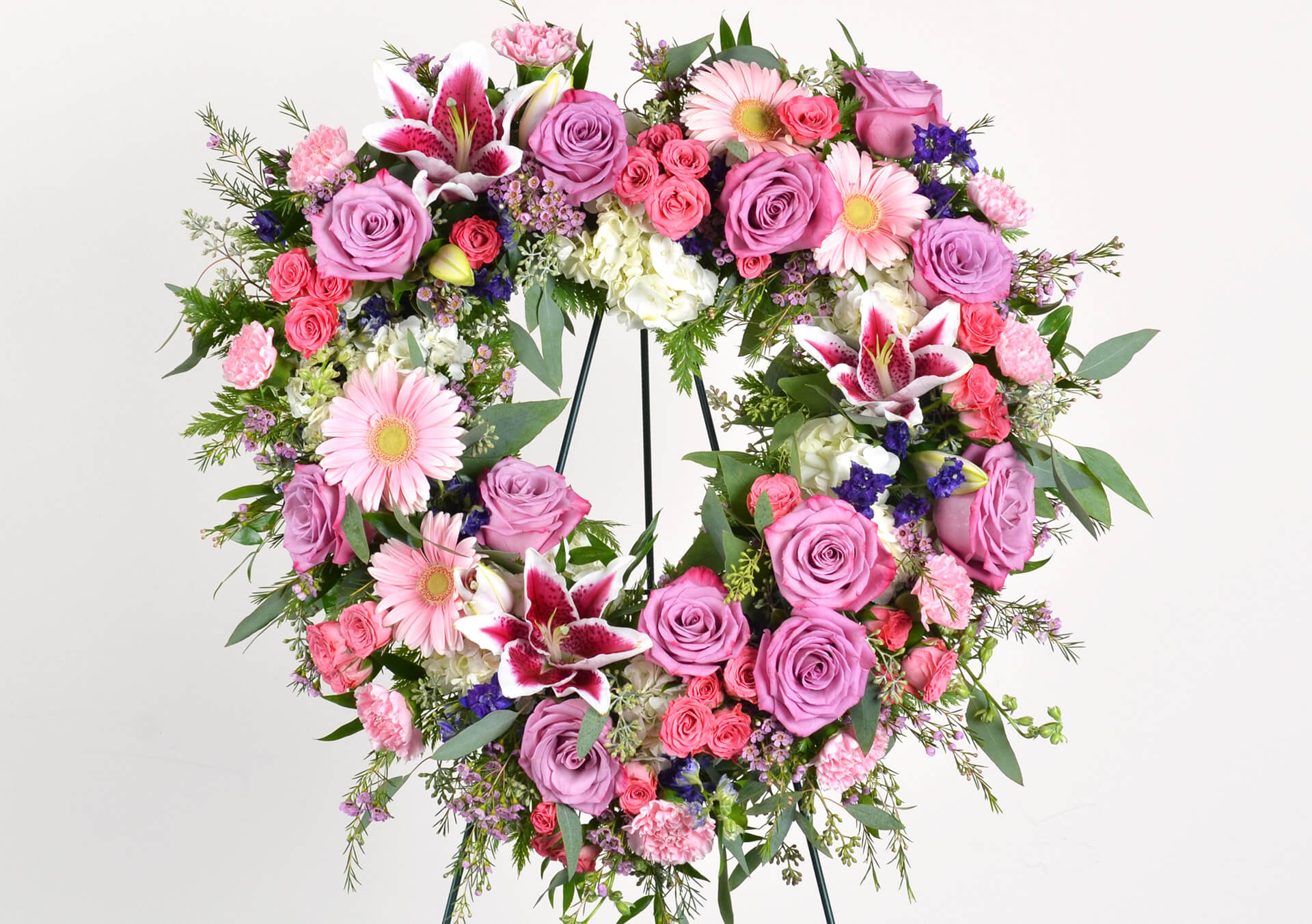 Send Minneapolis Funeral Flowers, Sympathy & Memorial Gifts for