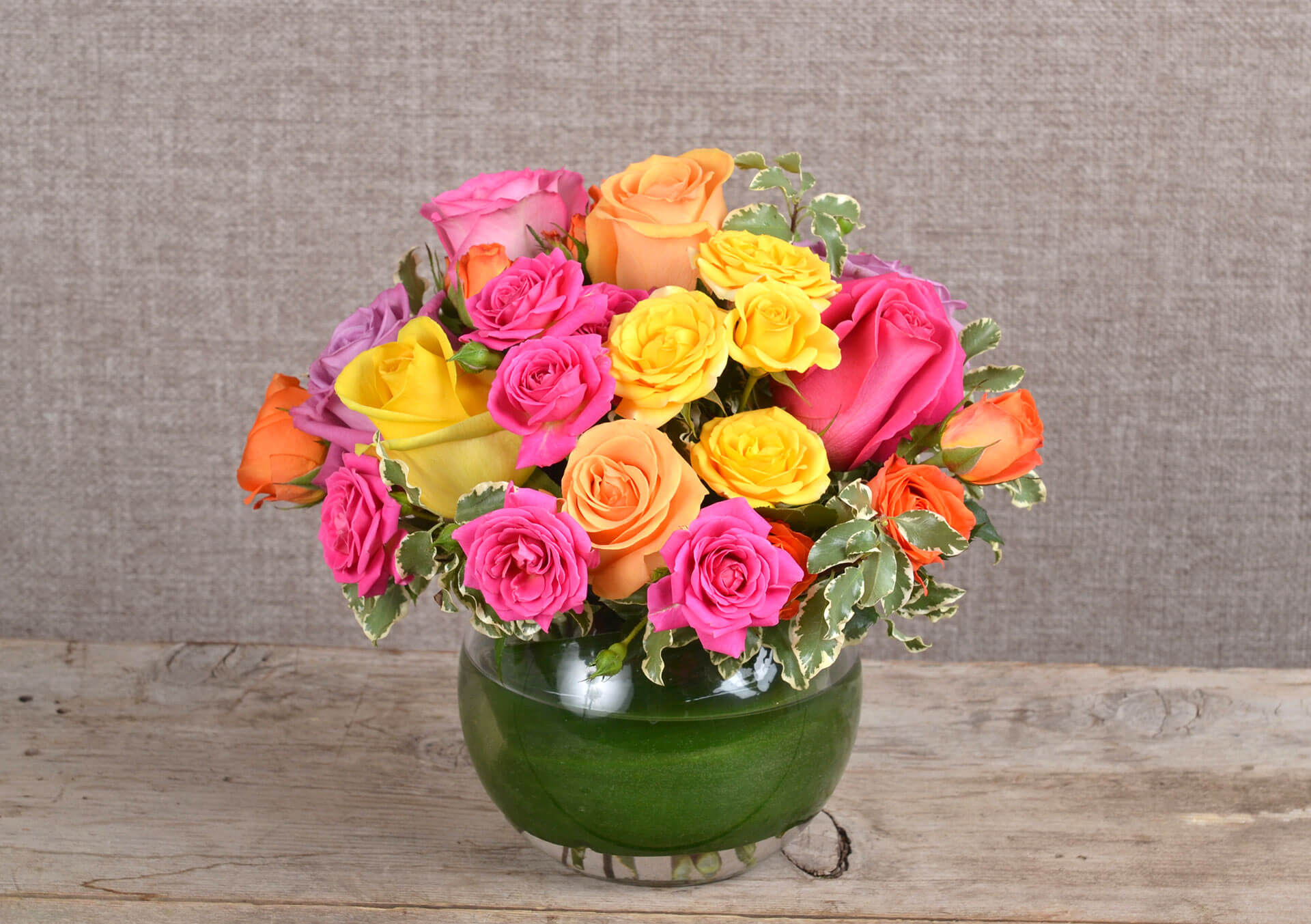 Long-stem Roses & Rose Bouquets | Bachman's