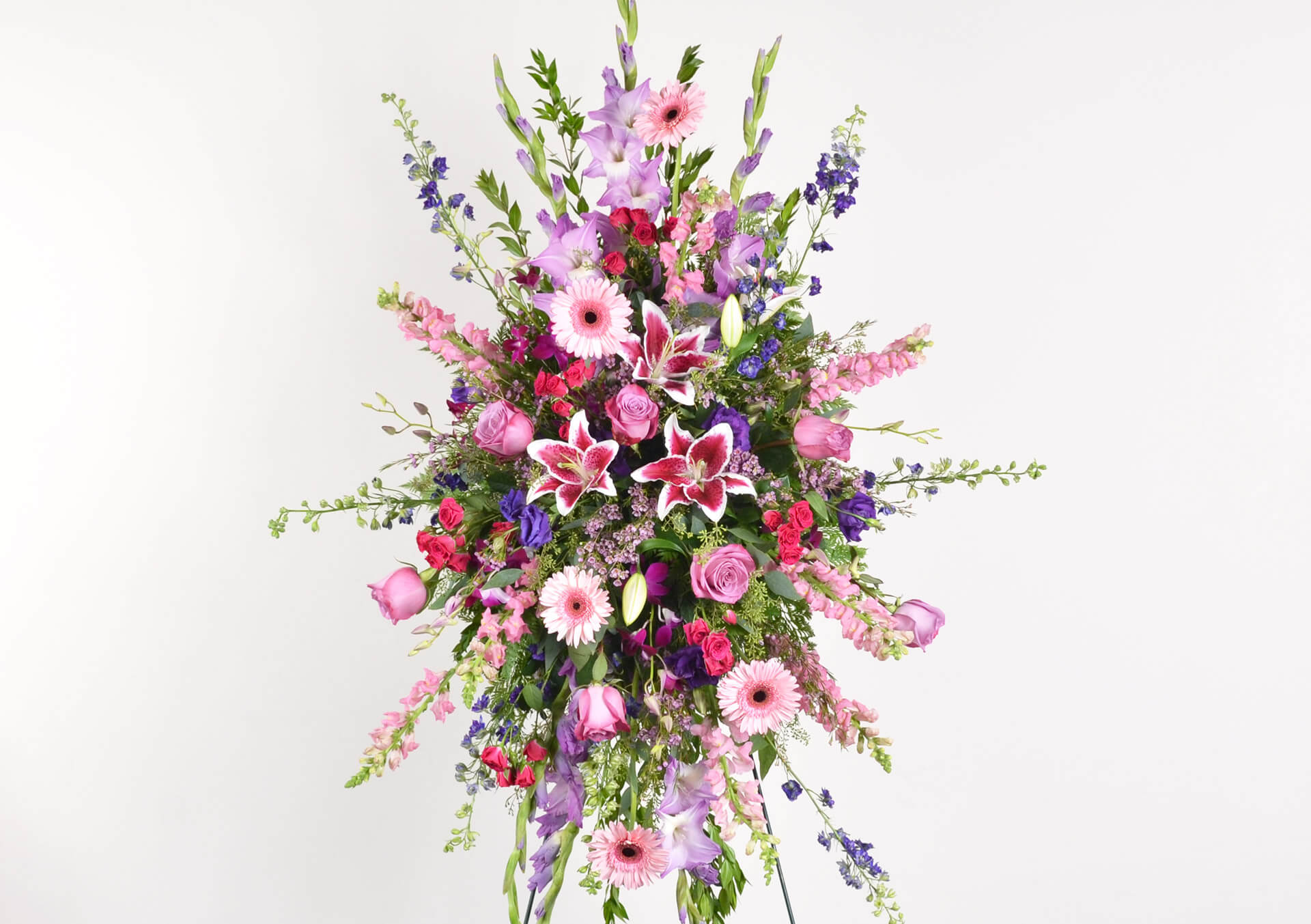 Send Minneapolis Funeral Flowers, Sympathy & Memorial Gifts for