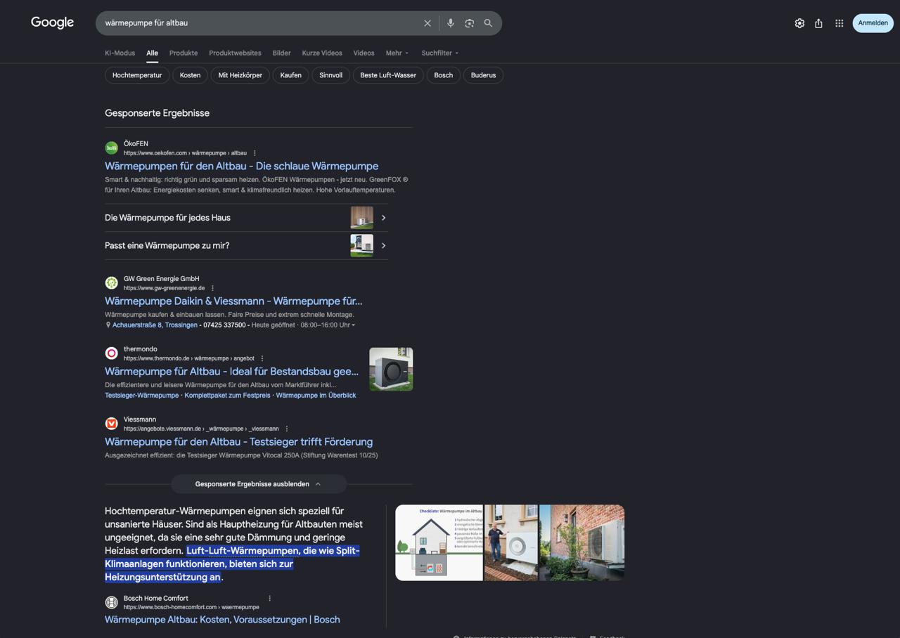 Abbildung 1: Google-Suchergebnis zu „wärmepumpe für altbau", aufgenommen am 08.08.2026 ohne Anmeldung. Google personalisiert Ergebnisse, ein Screenshot belegt keinen Zustand für alle Nutzer.