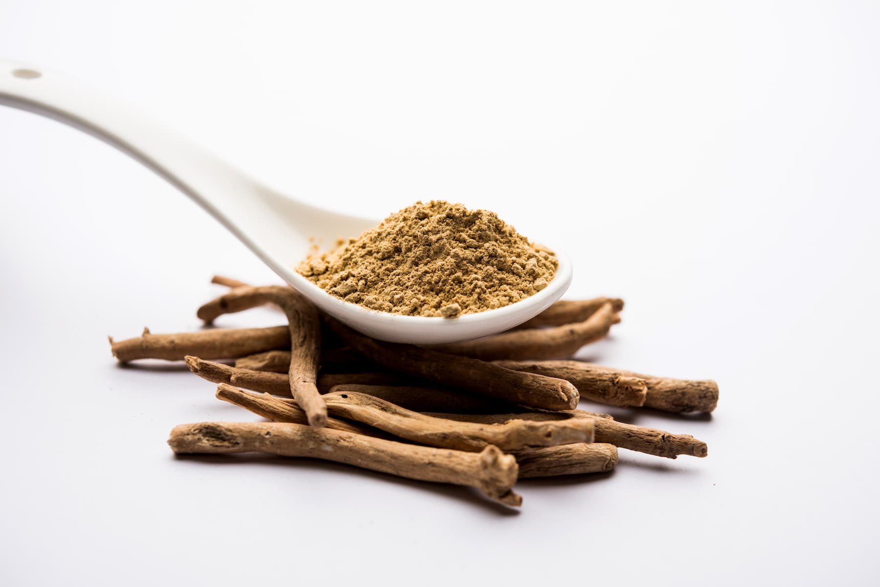 Ashwagandha side effects (from potential headaches and migraines to nausea)