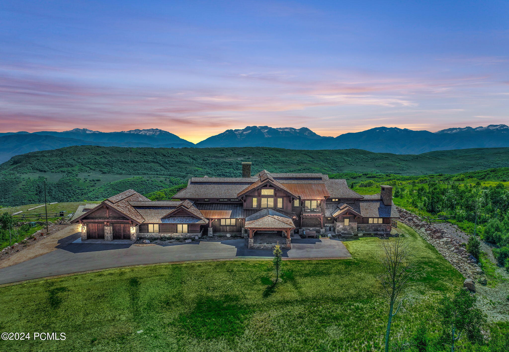 Images of luxury ranch home with beautiful views