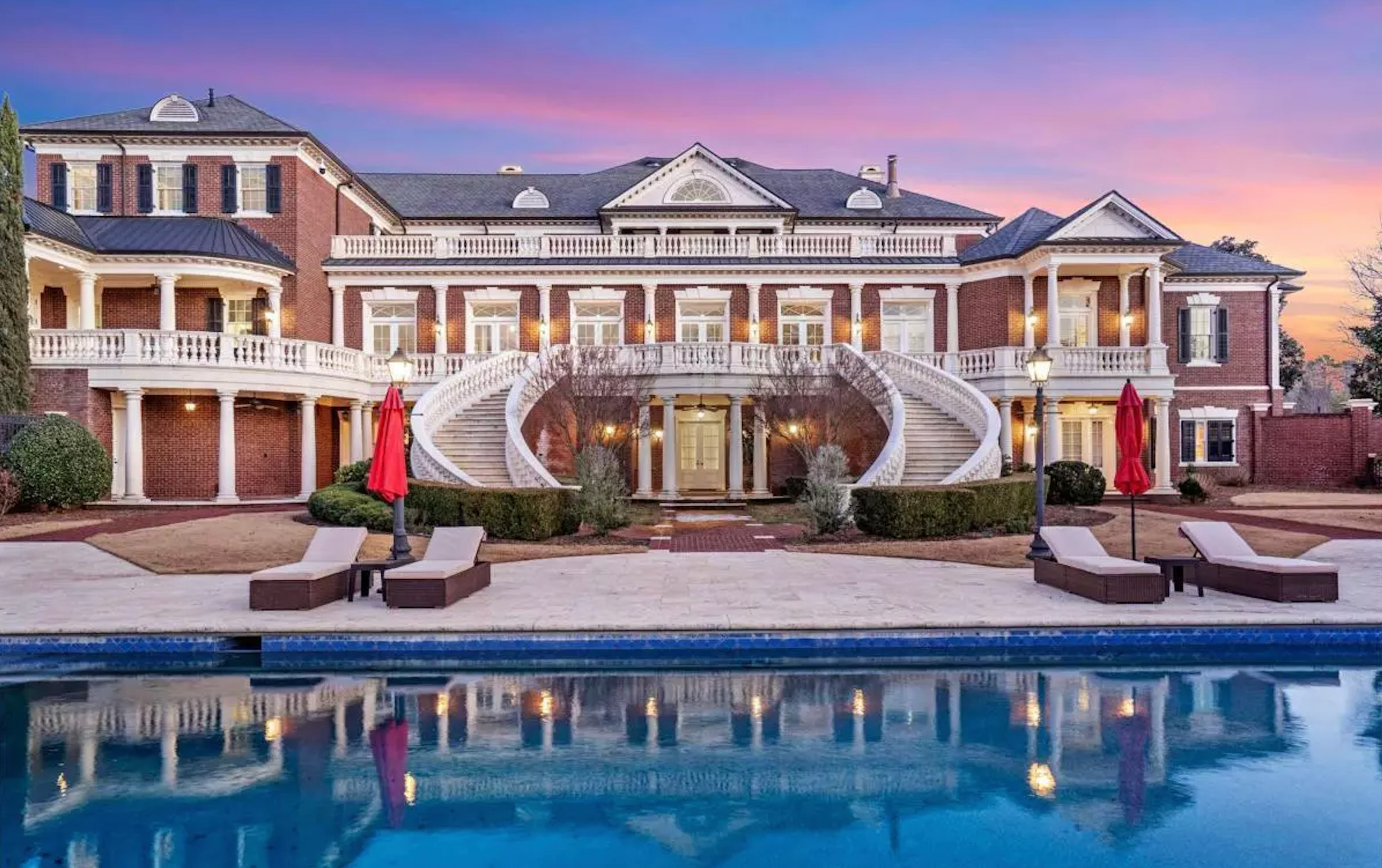 Property Spotlights: Robin Williams’ Villa Sold, Dwight Howard’s Mansion Listed,Josh Canova