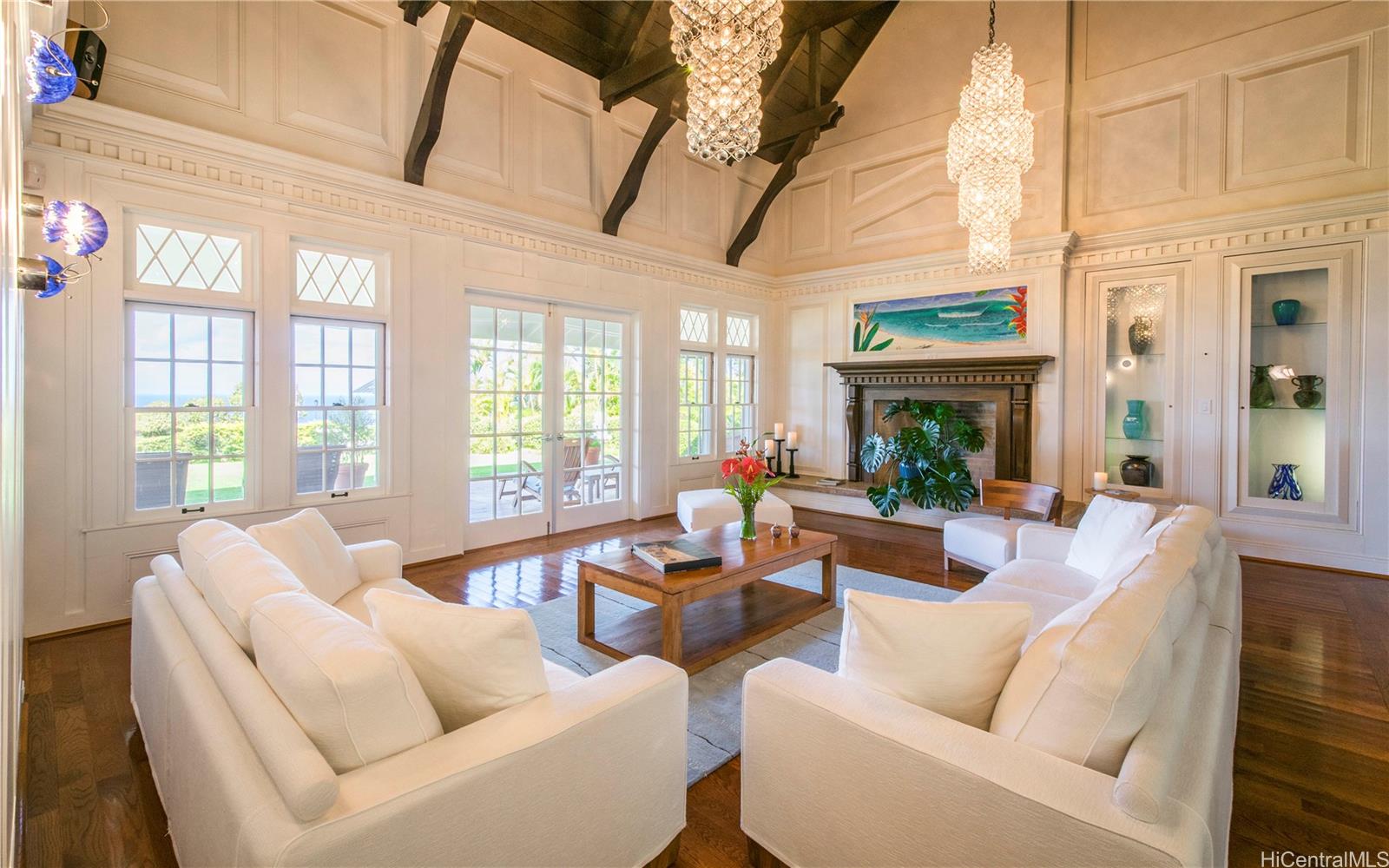 Luxury living room at 59-338 Wilinau Rd, Haleiwa, HI 96712, USA, Haleiwa, HI, 96712, US