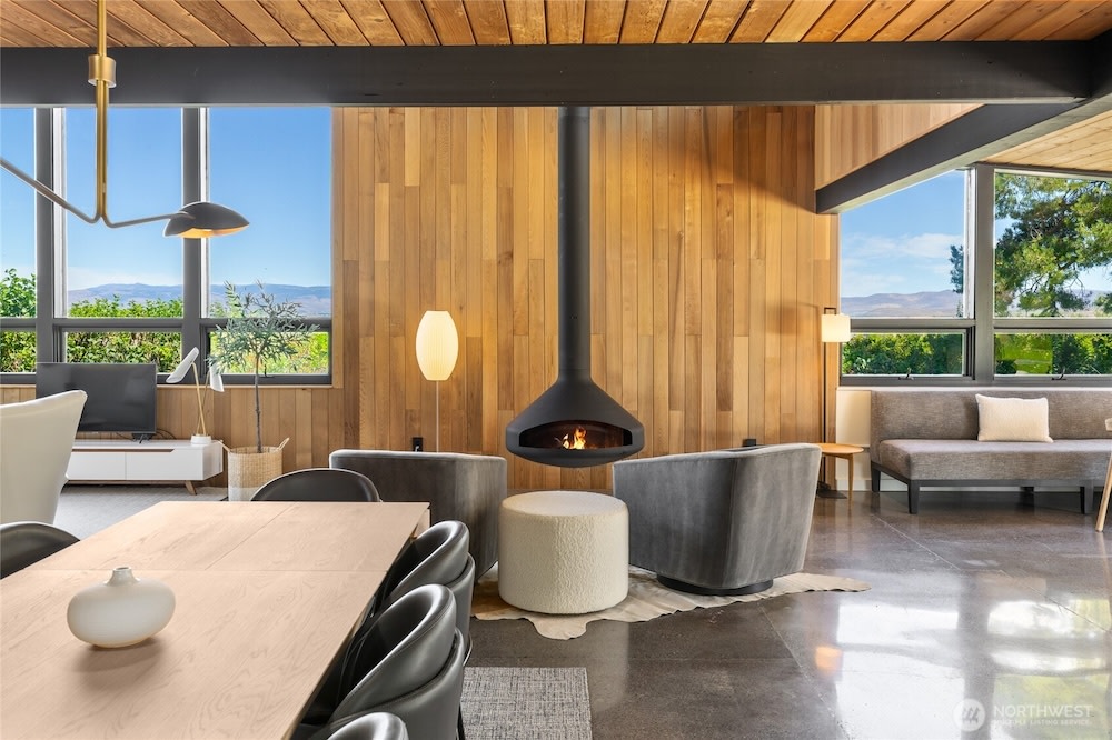 Contemporary luxury interior of  197 Skyview Drive – Ellensburg, Washington, U.S.