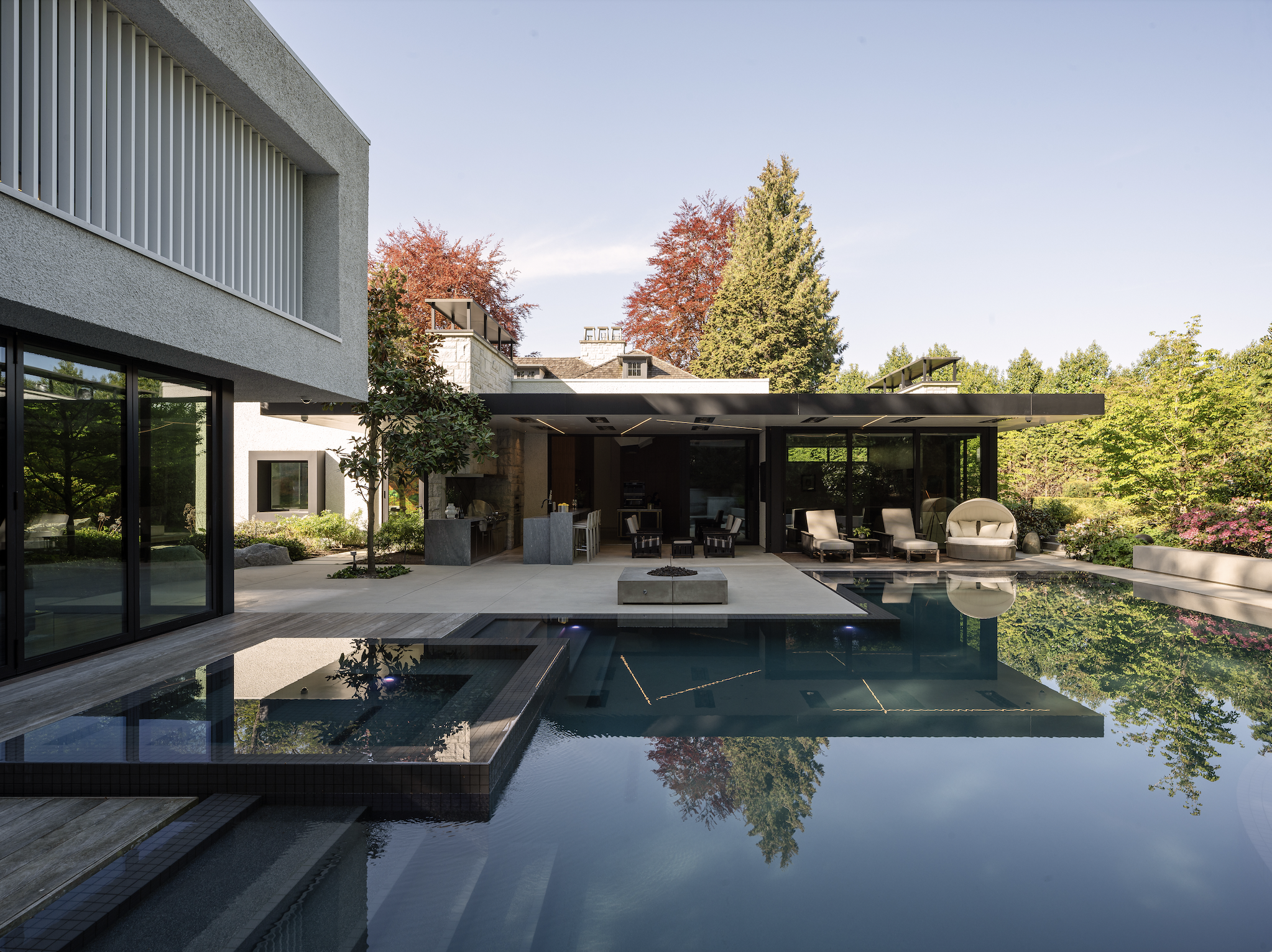 2023 Mid-Year Canadian Luxury Market Report