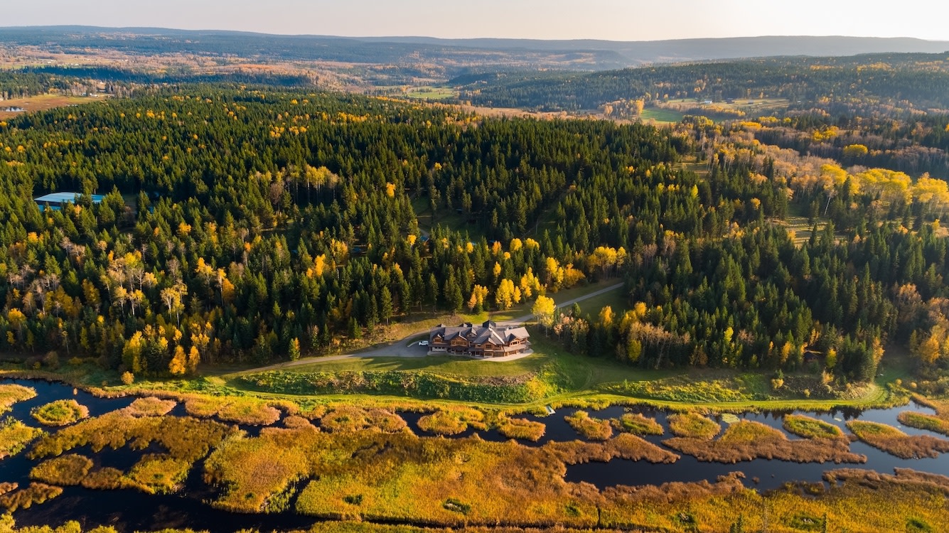 Market Spotlight: Stunning Ranches Bring Western Dreams to Life,Tom Perrella
