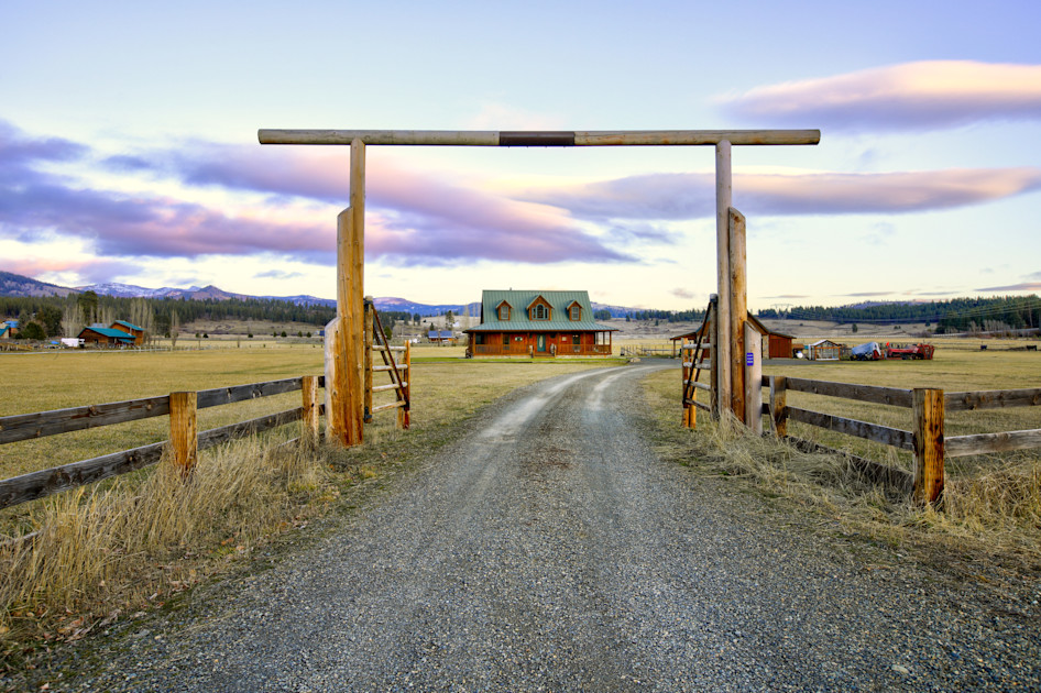 Engel & Völkers Ranch Homes