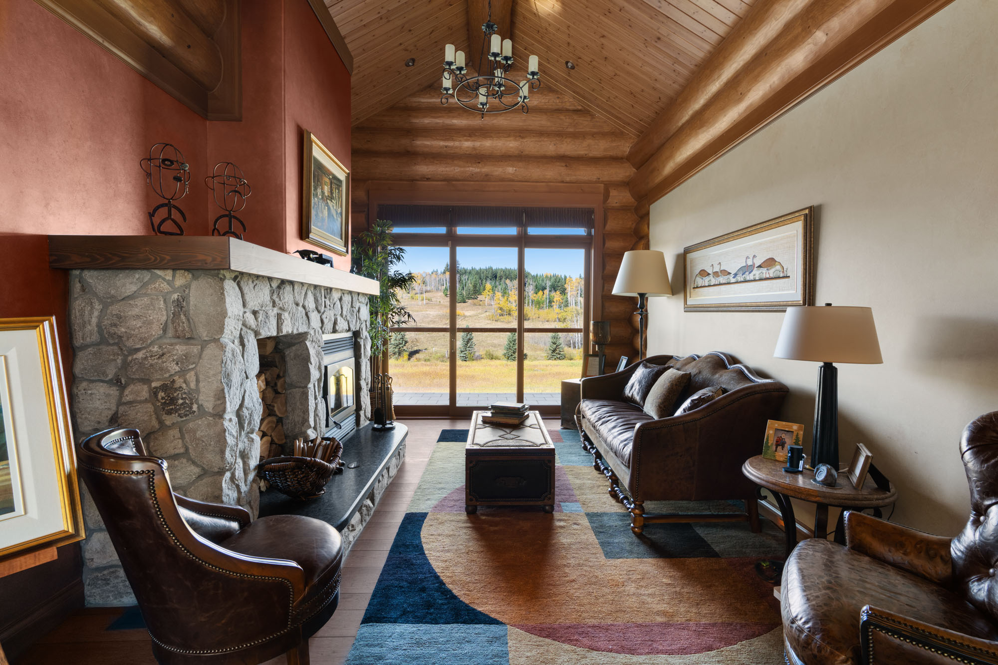 Living room of luxury log cabin.