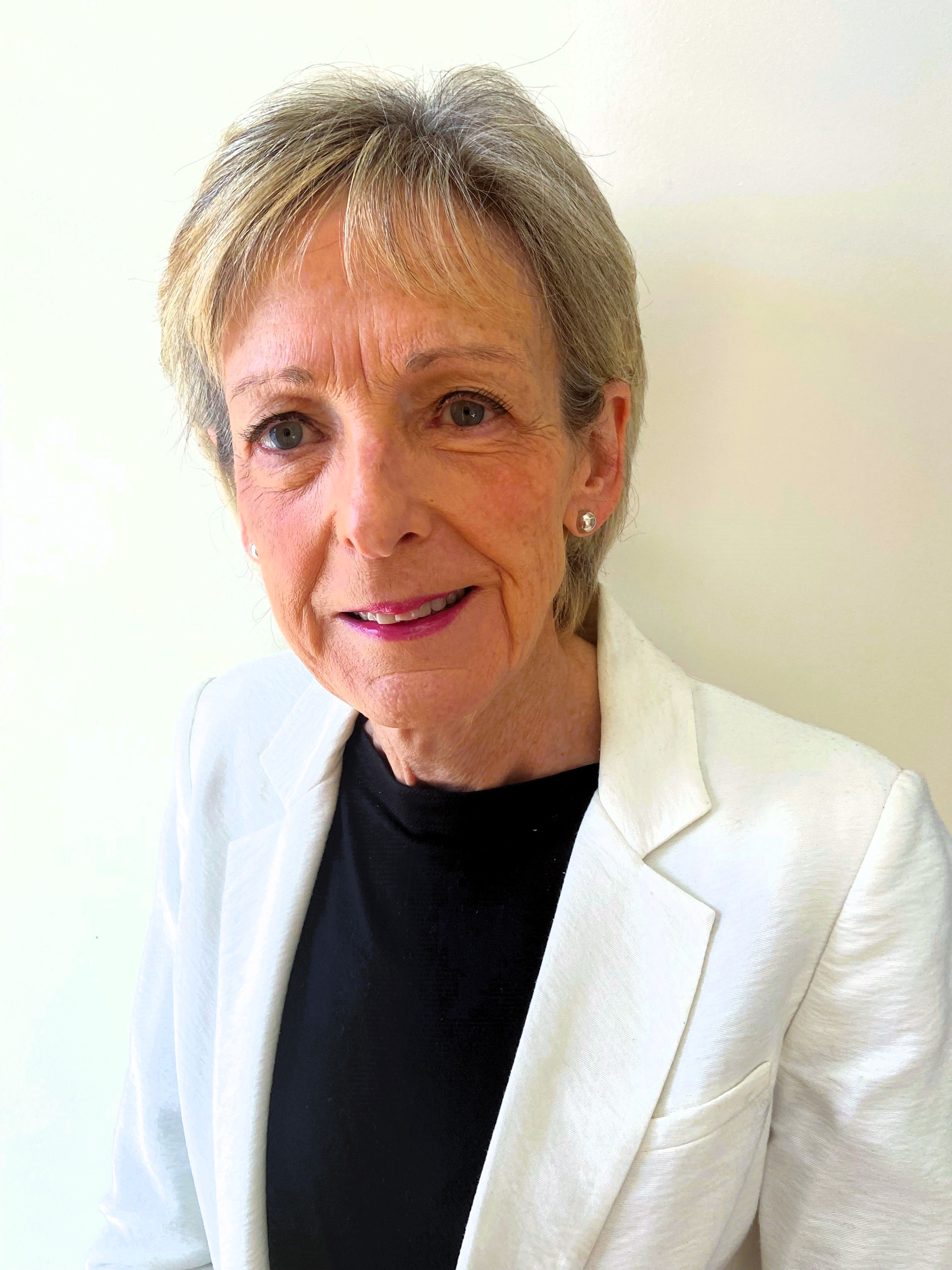 Kathy Grigg headshot