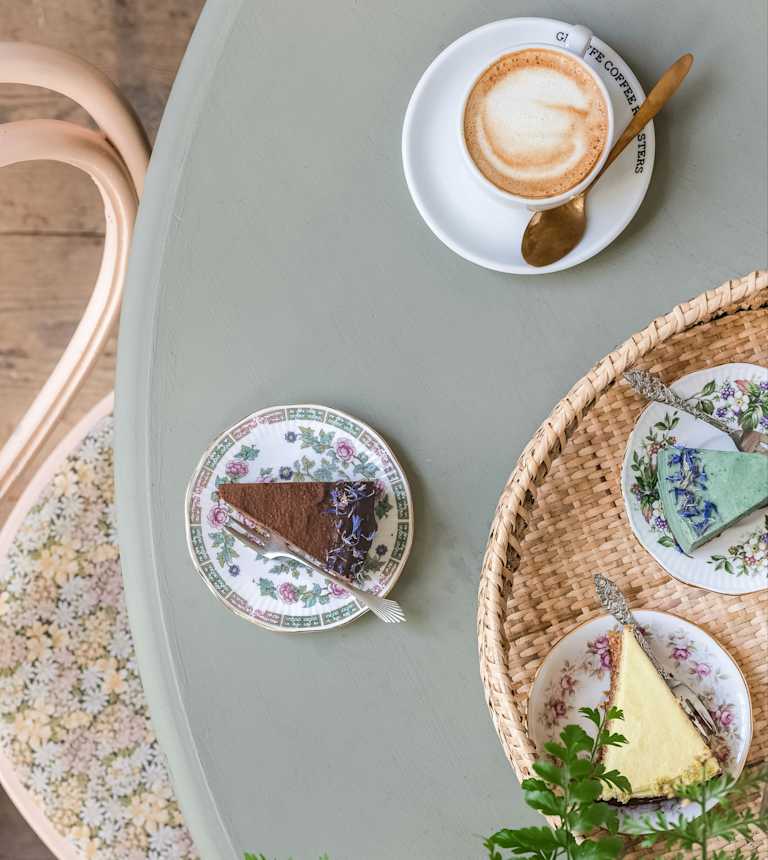 micheile-henderson-vuDbI4yAIp0-unsplash